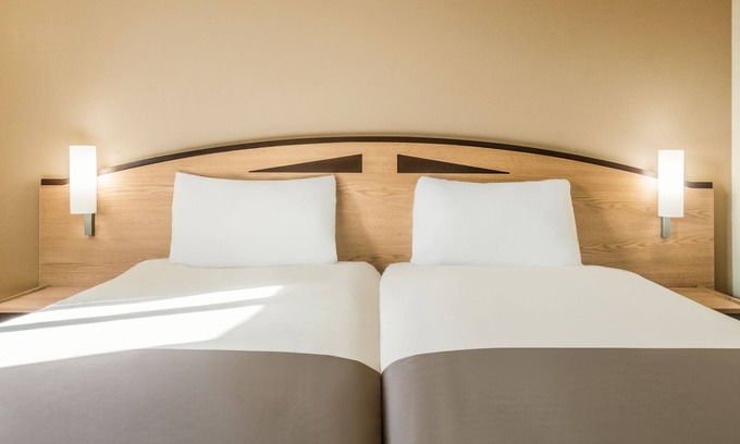 Chesterfield Hotel | ibis Chesterfield Centre – Market Town