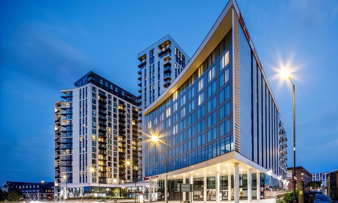 Sutton Central Hotel | ibis London Sutton Point