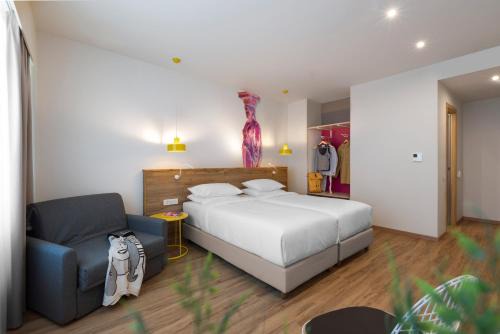 Kinosargous Hotel | ibis Styles Athens Routes