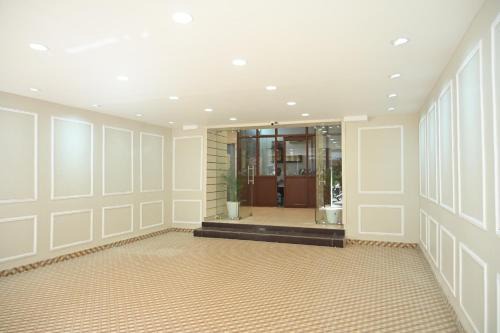 Allahabad House | ICON PALACE INN