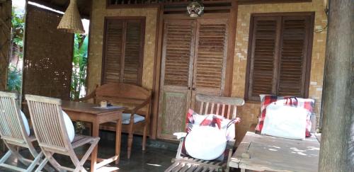 Candi Dasa Bed & Breakfast | IDA'S Homestay
