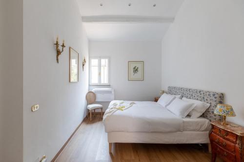 Navona Apartment | iFlat Historic Charm & Comfort by Piazza Navona