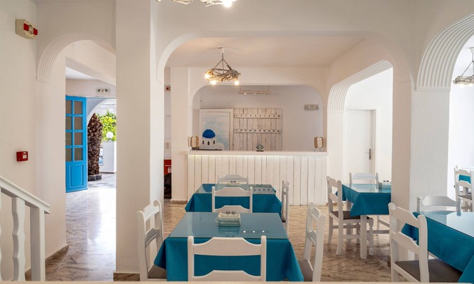 Karterados Hotel | Ikaros Hotel