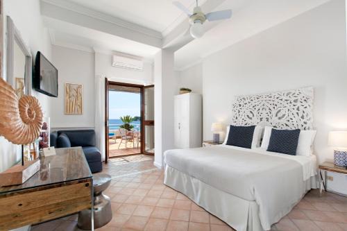 Ogliastro Marina Hotel | Il Cefalo Hotel & Restaurant