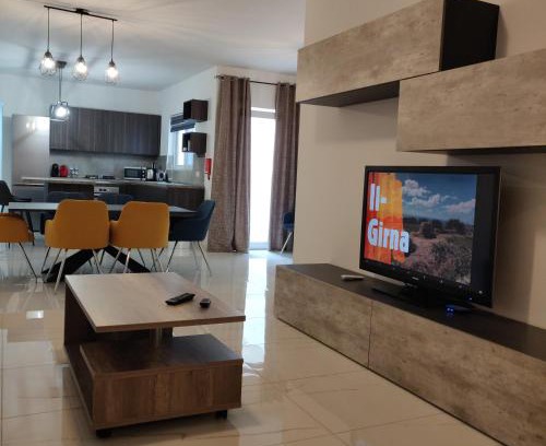 Marsaskala Apartment | "Il-Girna" Free WiFi, Centrally located, Own Entrance