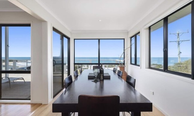 Skenes Creek House | IL Mare (expansive ocean views)
