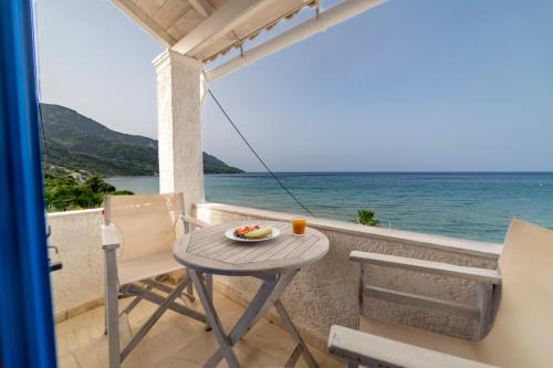 Agios Georgios Pagon Apartment | ILIOS