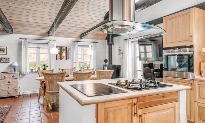 Hou House | "Ilmari" - from the sea by Interhome