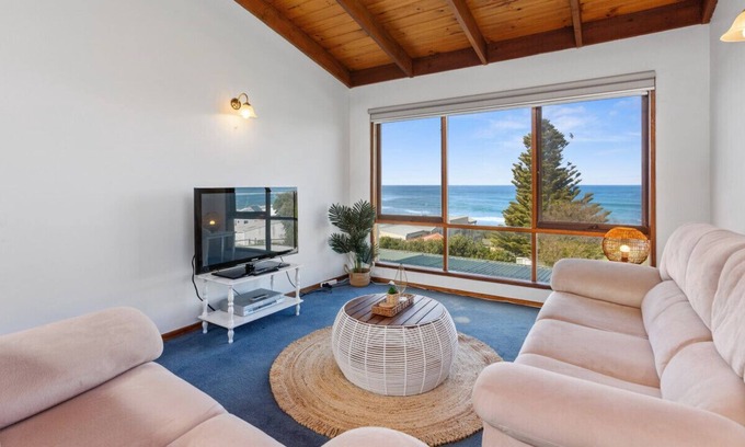 Skenes Creek House | ILUKA HOUSE - amazing views + close to beach