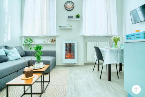 Parabiago Apartment | In Curti 1913
