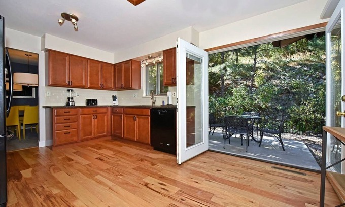Rockrimmon House | In the forest, but close to everything! Book now!