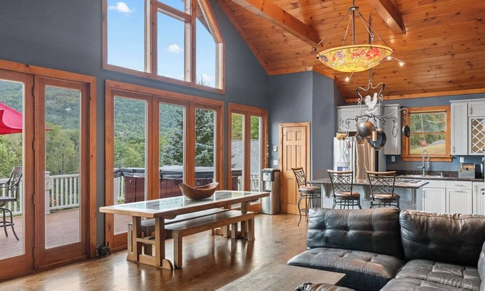 Windham House | In the Heart of Windham - Best Location