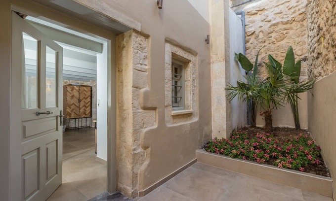 Old Town Rethymnon House | In the old historical town of Rethymno, Myrthia Luxury home with a private pool
