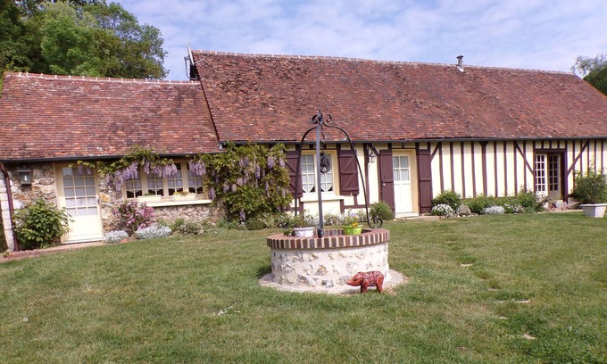 Unverre House | In the Pays de Brou single storey house in the countryside in Unverre