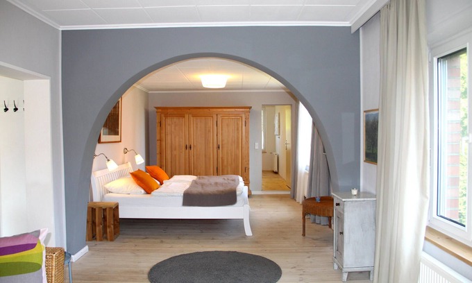 Gulitz-Reetz Apartment | In the picturesque village green under the stork nest