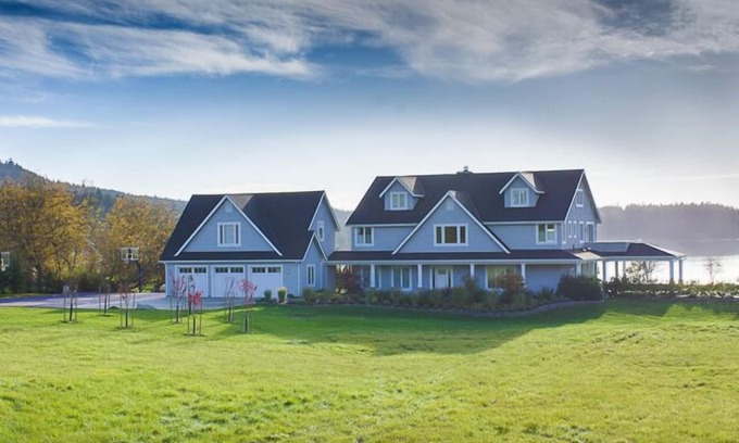 Roche Harbor House | Incredible and Elegant Waterfront Estate-Truly One of a Kind! - (Seascapes)