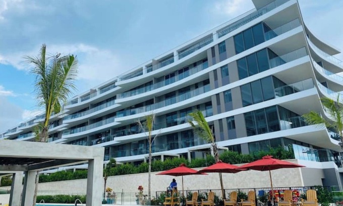 Zona Norte Apartment | Incredible Loft/Private Beach + Pools + Natural.