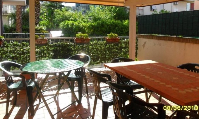 Porto d'Ascoli Apartment | Independent apartment with garden and gazebo at 150 m. from the sea with garage.