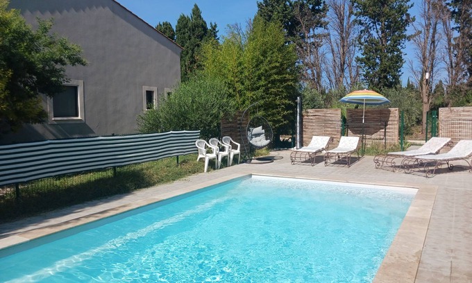 Saint-Martin-de-Crau House | INDEPENDENT VILLA with SWIMMING POOL in organic farmland
