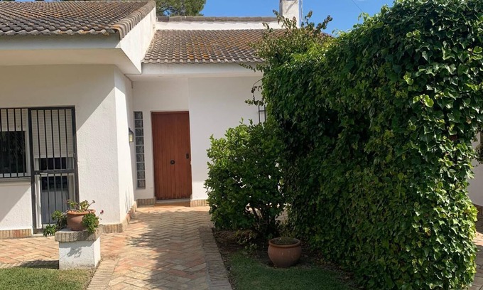 Cabo Roche House | Individual villa in Urb. Roche near great beach. WIFI