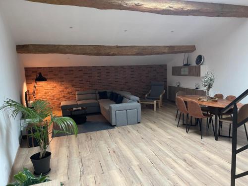 Revel House | Industrial Lodge 85m² - Loft avec extérieur