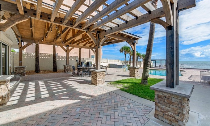 Port Orange House | Infinity Tides - Direct Ocean Front Pool House