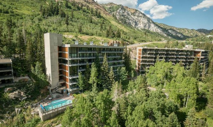 Salt Lake Mountain Resorts Hotel | Inn at Snowbird