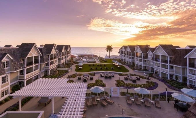 Carlsbad Village Resort | Instant Booking 25% off - Carlsbad Inn (1 Bedroom)