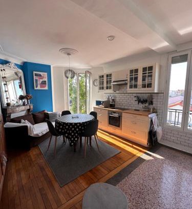 Montreuil Apartment | Instant Parisian Adventure Flat