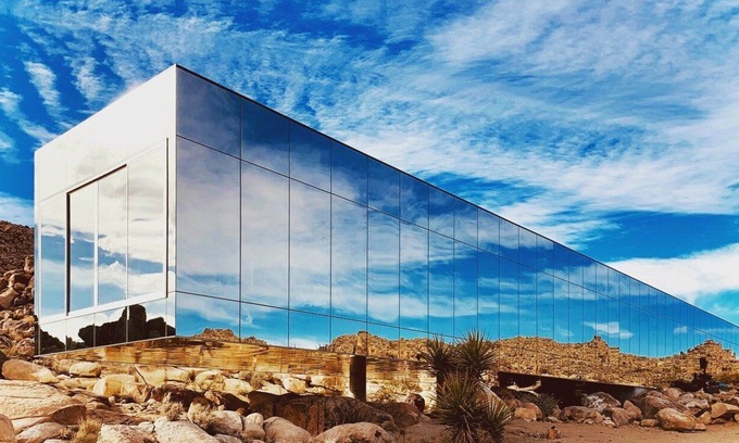Monument Manor House | Invisible House | Desert Icon w/Indoor Pool