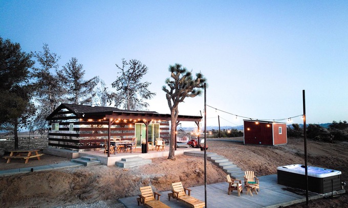 Landers Cabin | Invisible Wind Cabin - Joshua Tree