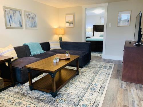 Greeley Apartment | Inviting Bungalow Next to UNC - Free Cruiser Bikes