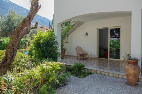 Isola delle Femmine House | Isabel House