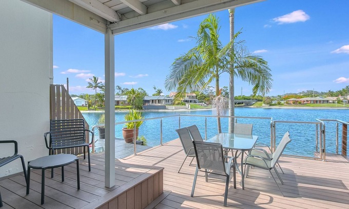 Elanora House | Isle Of Palms 120 - Absolute Waterfront Villa - Min. 3 Night Stays!