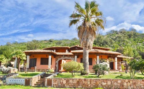 San Teodoro Apartment | ISS Travel, Panoramic Coda Cavallo Cottages - 10 km from San Teodoro