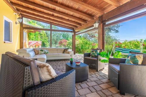 Cartoceto Villa | Italian Experience- Villa La Pagliarina