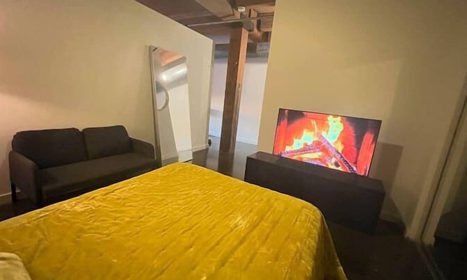 Deep Ellum Apartment | Italian Job Loft in Deep Ellum