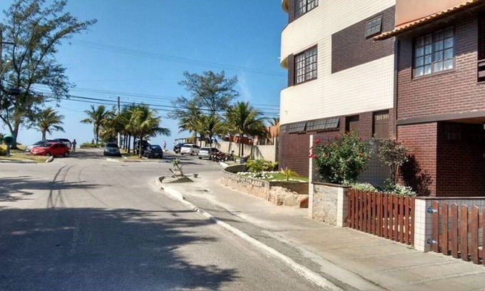 Itauna House | Itauna on the beach, next to the Surf World