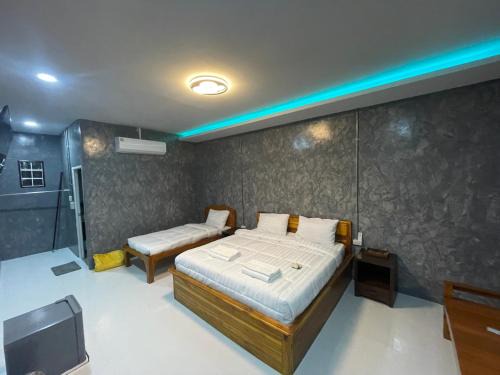Mueang Kao House | J House Has Love