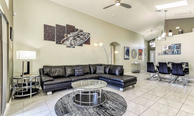 West Kissimmee Villa | Jabba the House – Southern Pool, Star Wars Themed!