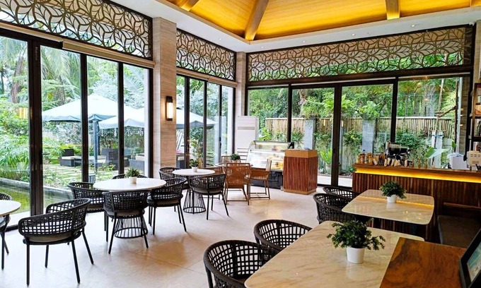Ibajay Resort | JAMINS HOTEL & RESORT INC
