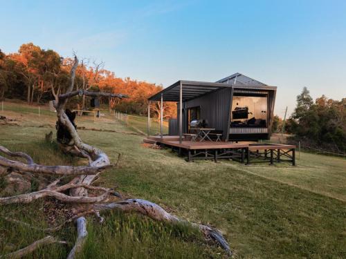 Keysbrook Apartment | Jana the Tiny Cabin in Serpentine