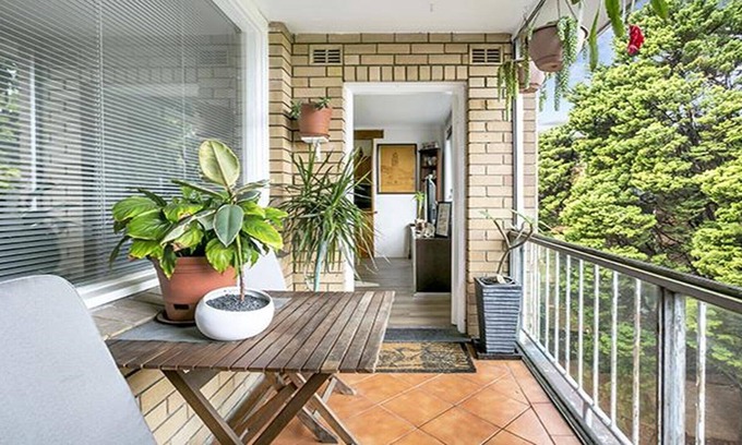 Lane Cove North Apartment | JANET - Leafy, Super Convenient Chatswood Apartment