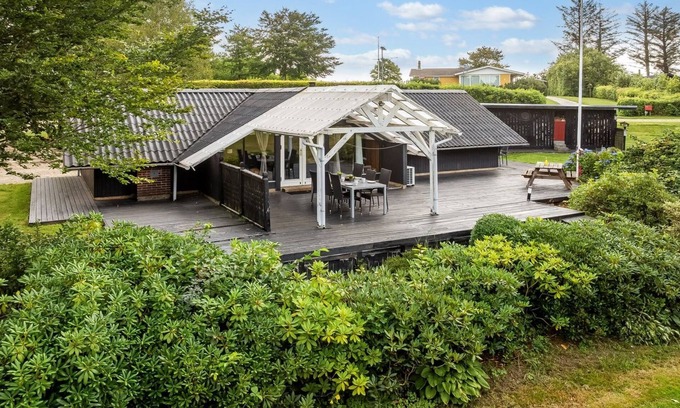 Lihme House | "Jantje" - 500m to the inlet by Interhome