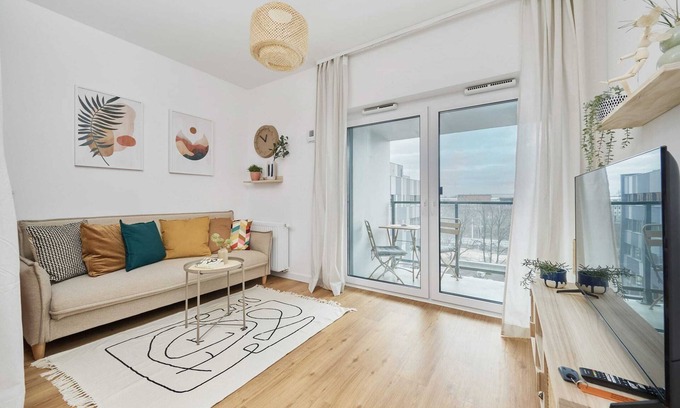 Fabryczna Apartment | Jaworska 4B | Studio with balcony | Parking