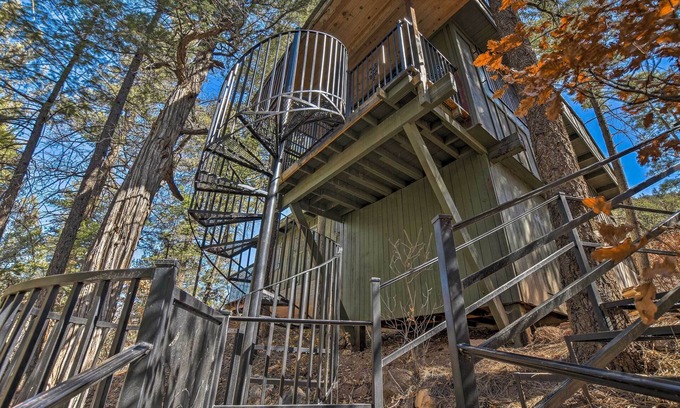 Jemez Springs House | Jemez Springs Cabin w/Mtn Views: Steps to River!