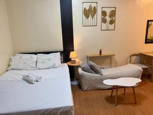 Luzon Apartment | Jes Azure