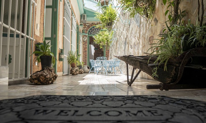 Centro Havana House | Joe David