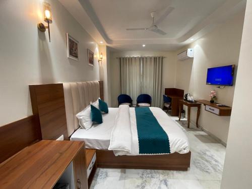 New Delhi Bed & Breakfast | JP INN Near Ashram Chowk