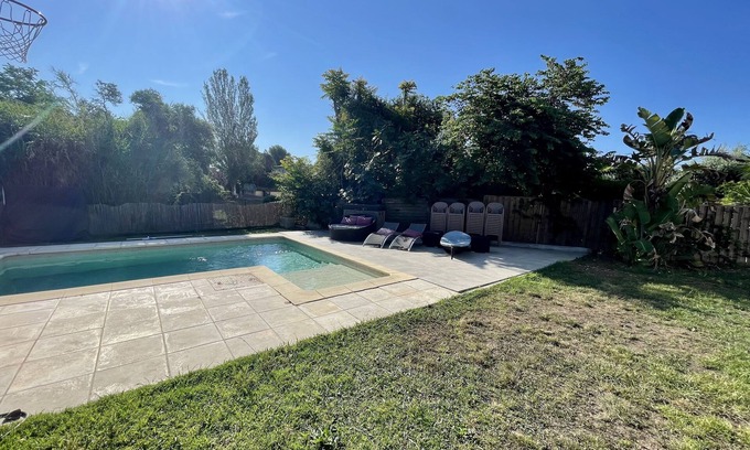Juan-les-Pins Villa | Juan les pins, near beaches, superb villa with pool and garden